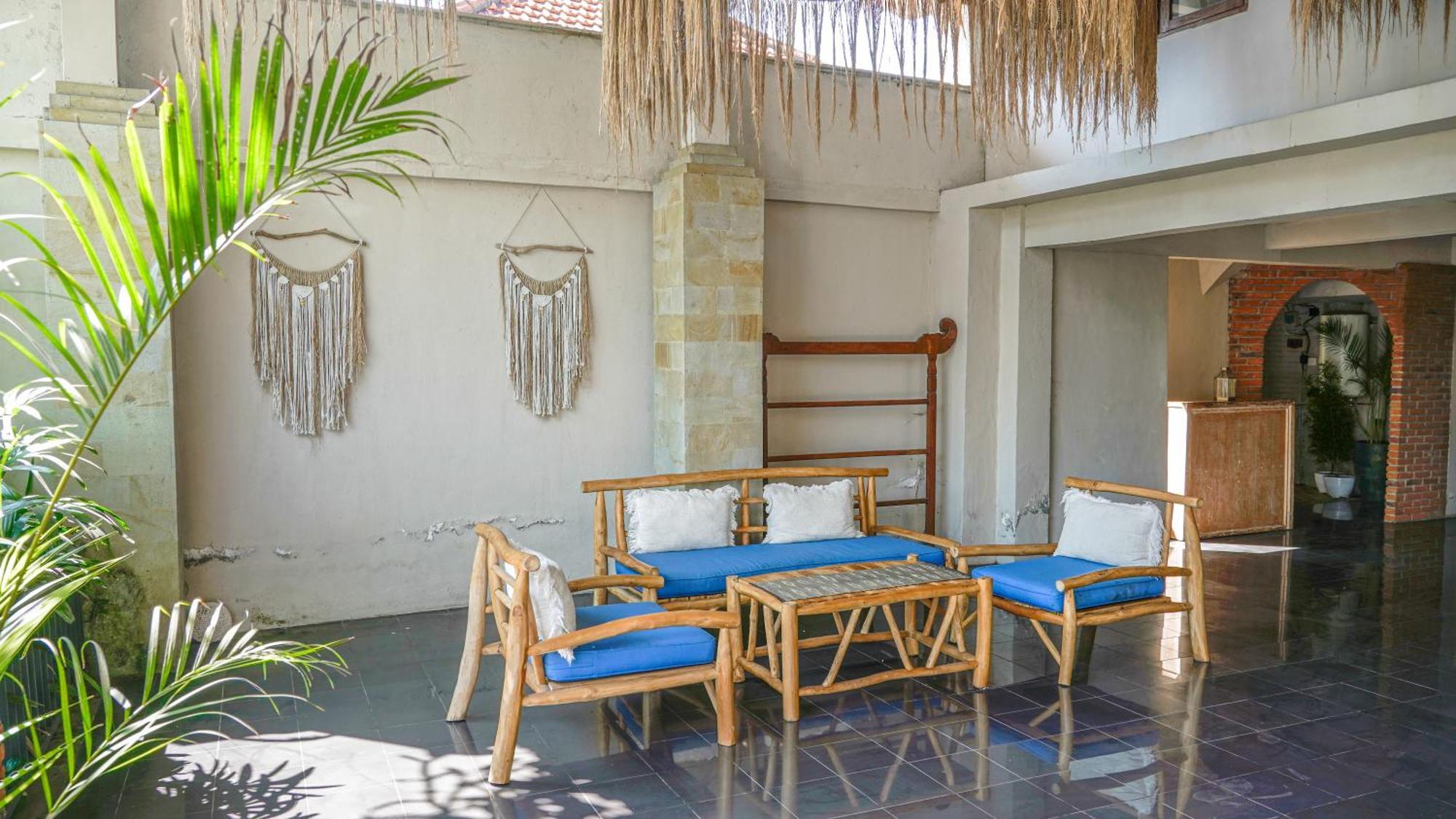 Lokasari Retreat Hotel Ubud  Exterior photo