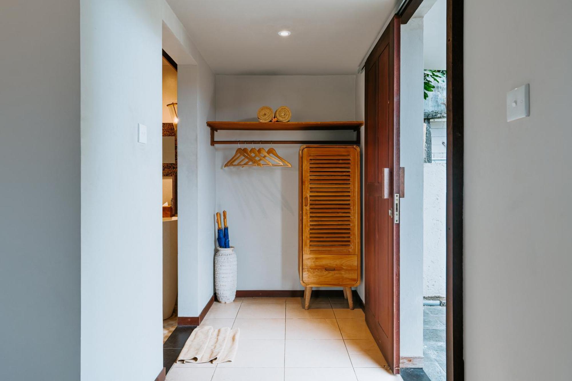 Lokasari Retreat Hotel Ubud  Exterior photo